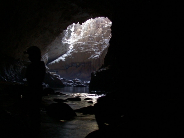 experiencias en cavernas